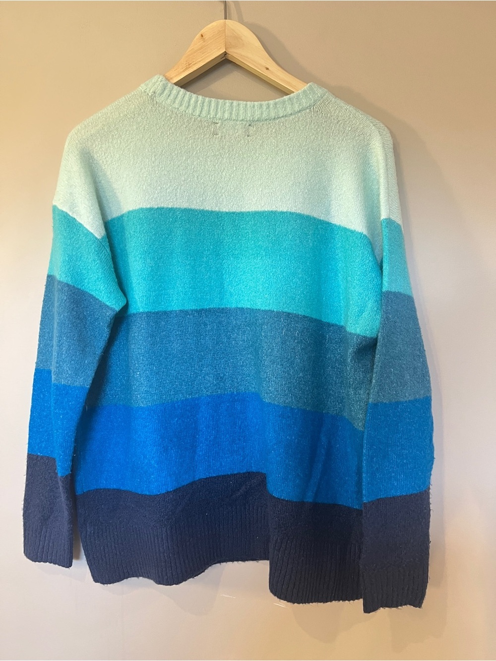 Lord & Taylor Blue Striped Knit Sweater Size Small - Picture 5 of 8